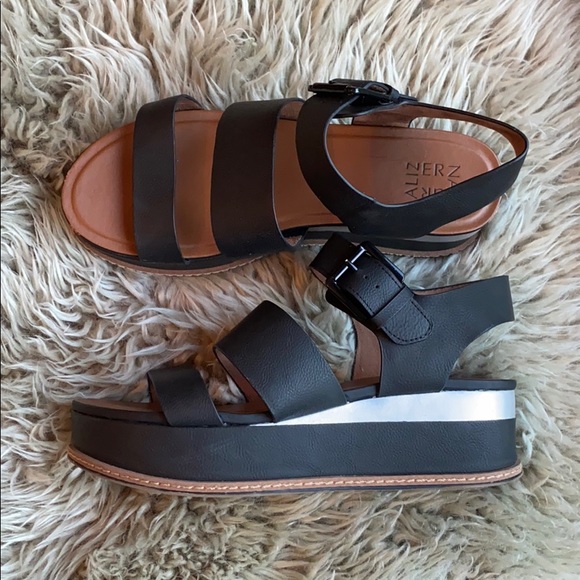 Naturalizer Shoes - Naturalizer Platform Silver & Black Shoes 9.5